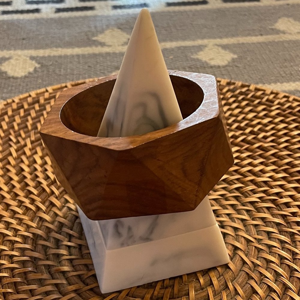 🐝 2 for $10🐝 Wood Hexagon Bracelet